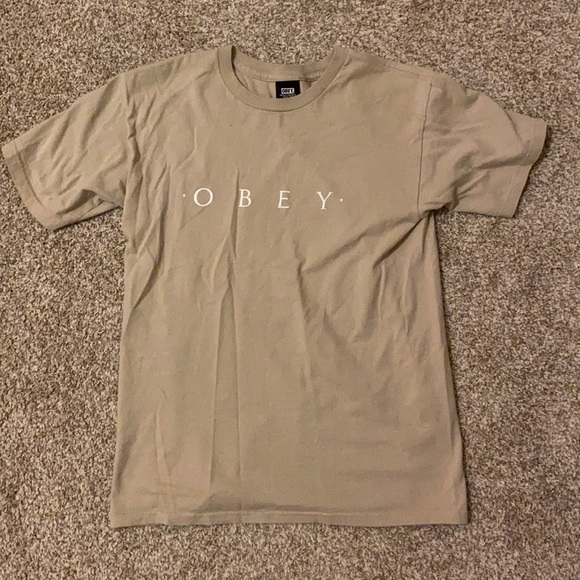 beige obey t shirt - Picture 1 of 3